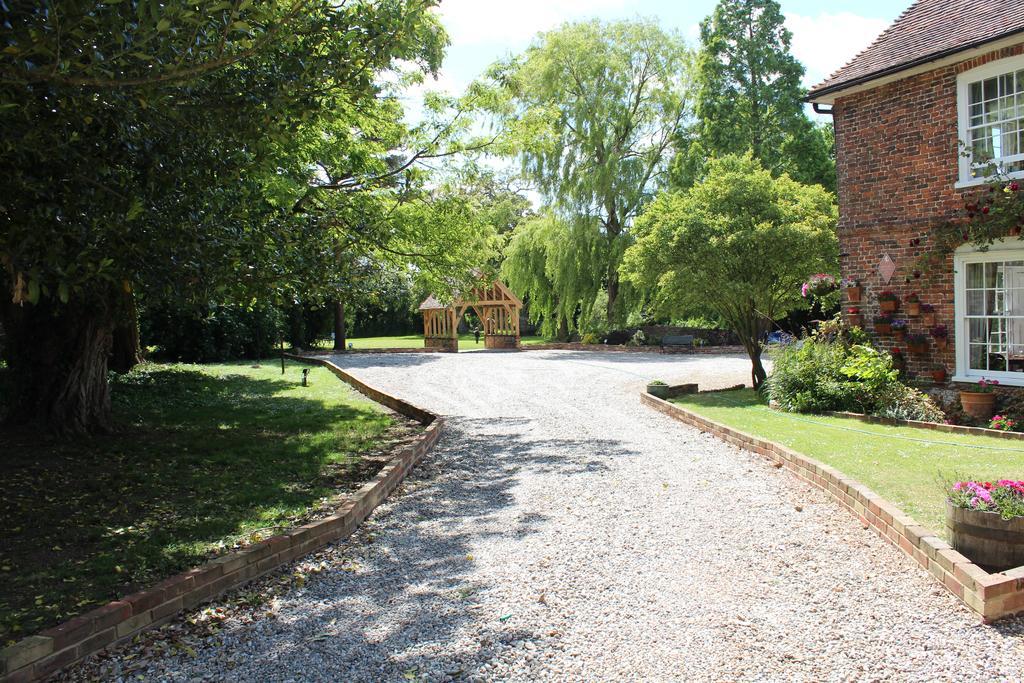 Molland Manor House Bed & Breakfast Sandwich Exterior foto